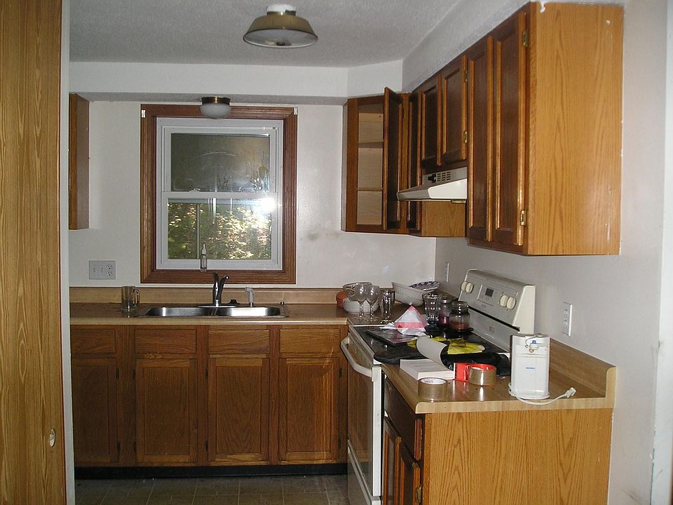 60 Trestle Brook Dr, Nashua, NH 03062 Zillow