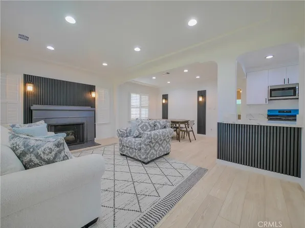 1954 W 71st St, Los Angeles, CA 90047