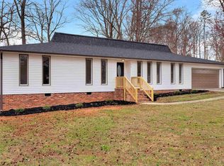 212 Barrett Dr, Mauldin, SC