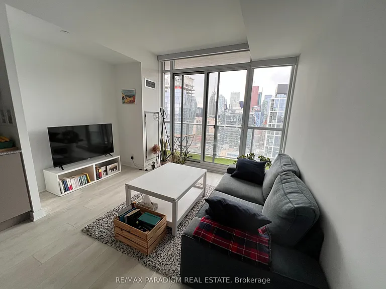 295 Adelaide St W #3403 — Photo 11