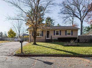 212 Garnet St, Springfield, MA 01129