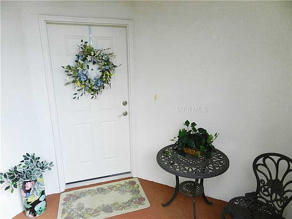 3rd image of 5030 Harbour Dr