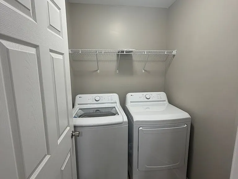 4599 Lexington Rd — Photo 14