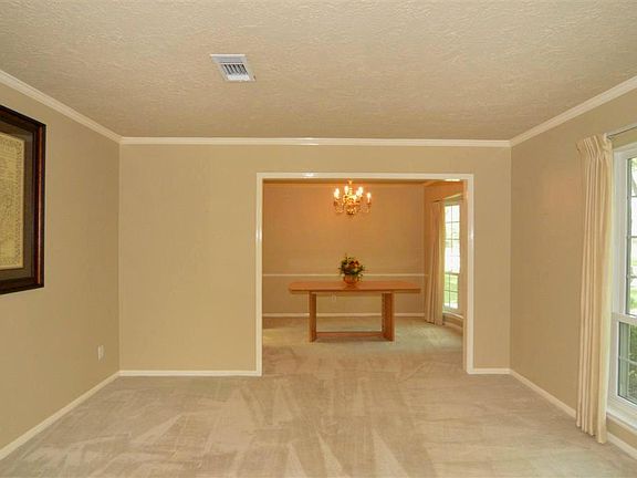 4th image of 15406 Saint Cloud Dr