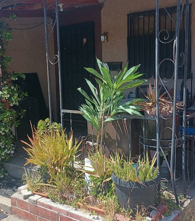 1st image of 8894 Juniper Ave