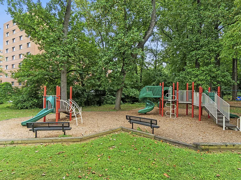The Glen at Kensington — Photo 6