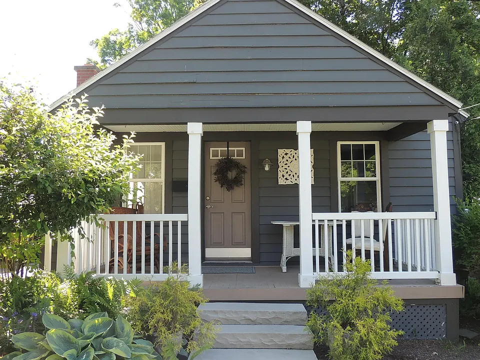 68 Coolidge Ave