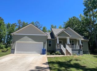 103 Angler Dr, Laurens, SC 29360