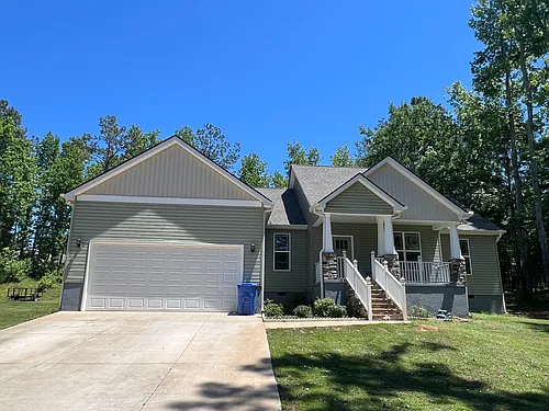 103 Angler Dr Photo 1