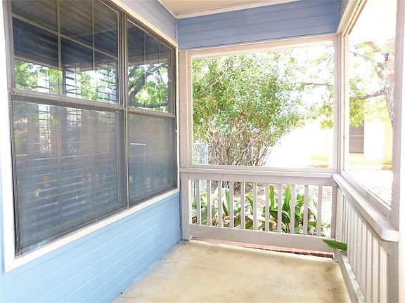 4th image of 404 Woodson Cir
