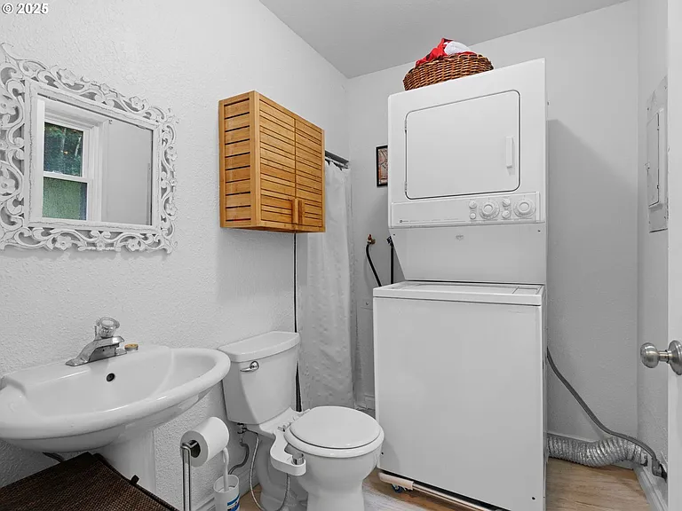 5222 SW 42nd Ave — Photo 13