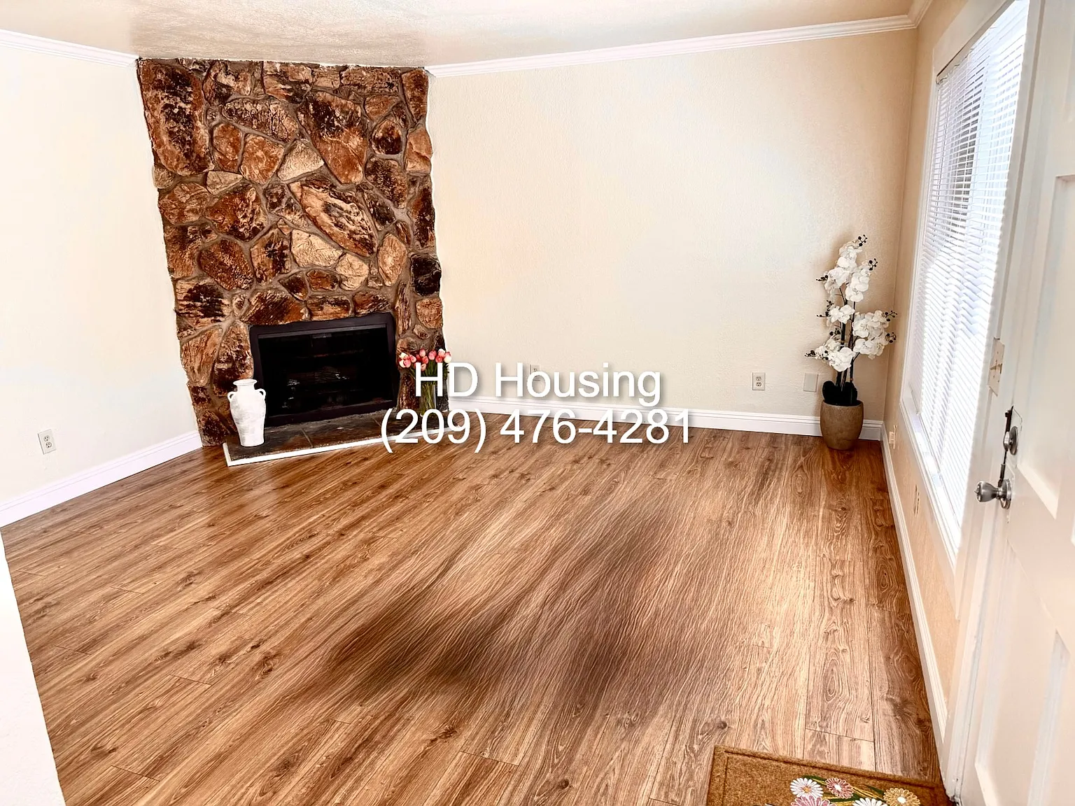 2 bed, 900 sqft, $1,845 — Photo 1