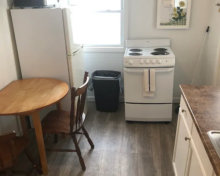42 E Grand Ave #42C — Photo 2