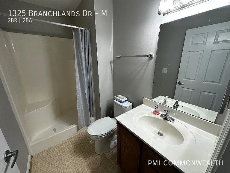 1325 Branchlands Dr #M — Photo 12