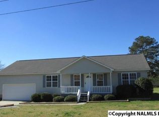 60 Gene Autry Dr, Albertville, AL 35951