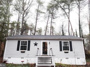 745 Lake Caroline Dr, Ruther Glen, VA 22546