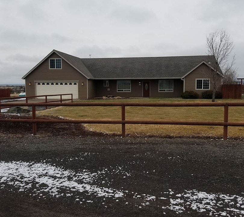 2nd image of 55 NW Ames Dr