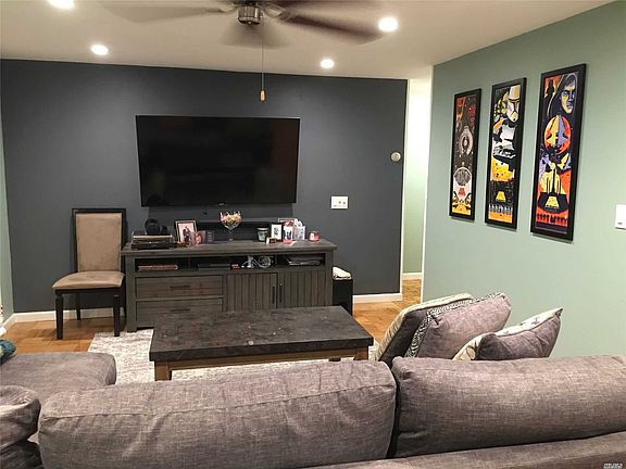 3rd image of 114 Jervis Ave