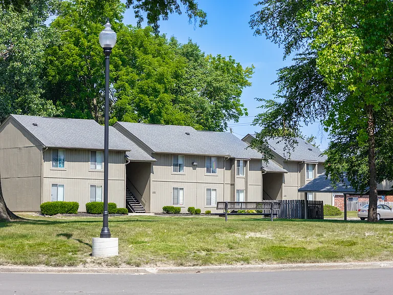 Community Apartment Building at The Woods of Eagle Creek