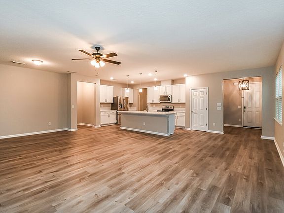 4th image of 53 Great Pond Way