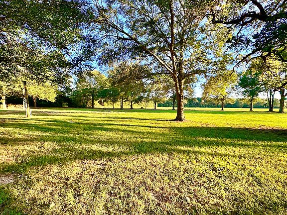 2nd image of Hoke Rd