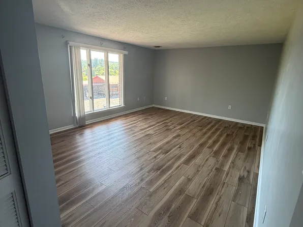 32 Coopers Aly, Fort Ashby, WV 26719