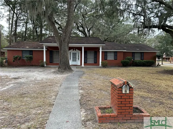 6 Canterbury Court, Savannah, GA 31419