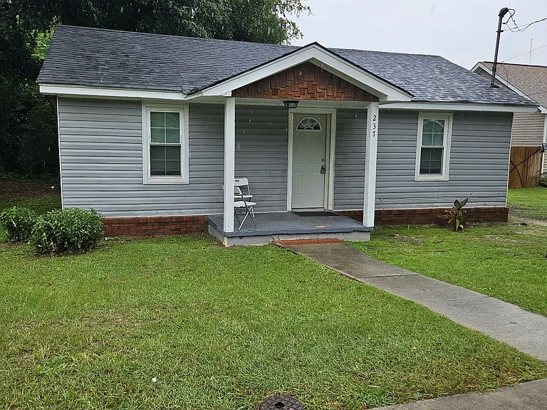 237 Cherokee St SE — Photo 2