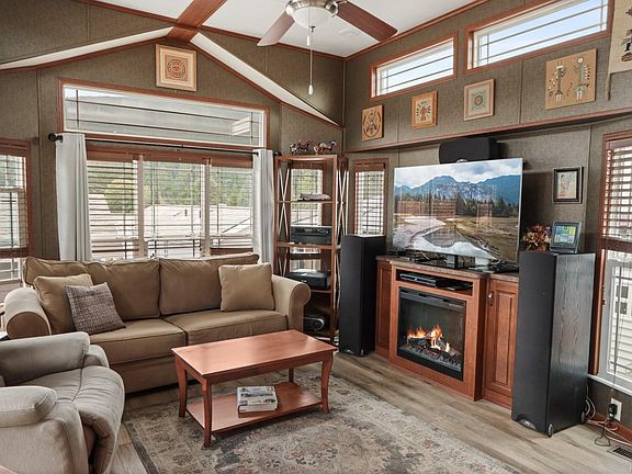 2nd image of 2116 Nimpkish Lake Way