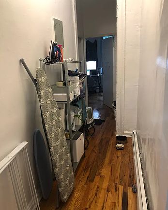 5th image of 33 Montrose Ave #2N