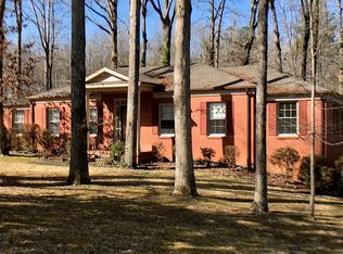 302 Colonial Dr, Florence, AL 35633