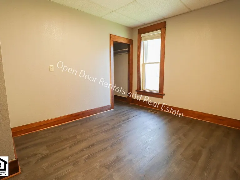 302 S Walsh St — Photo 10
