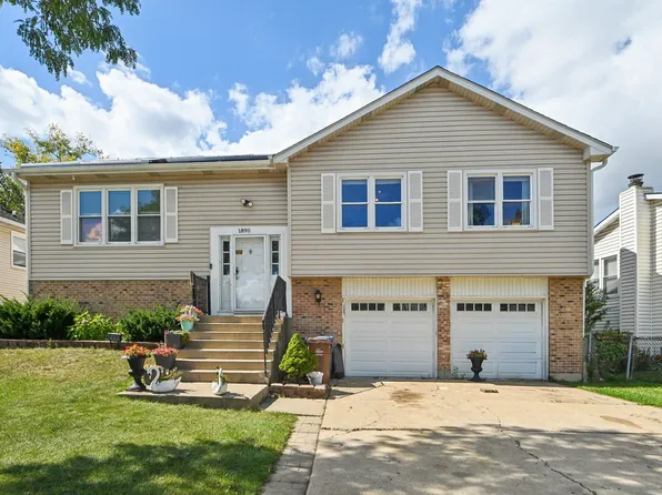 1890 Harvest Ln, Glendale Heights, IL 60139