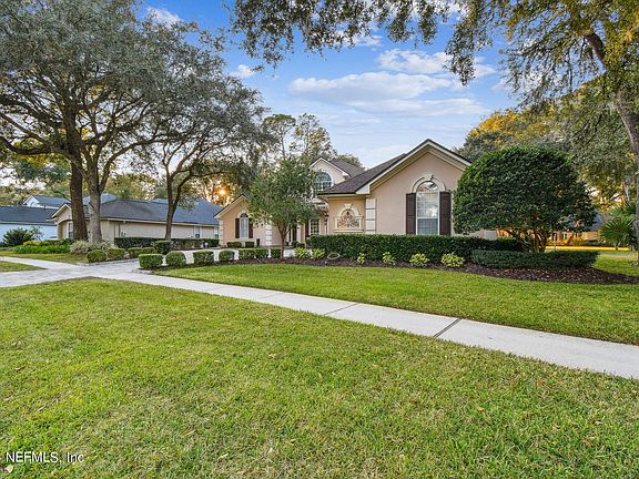 4th image of 13771 BROMLEY POINT Drive