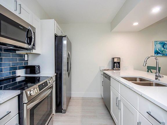 5th image of 1501 Middle Gulf Dr #202I