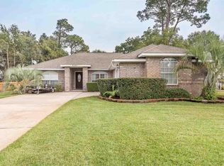 3246 Cypress Ln, Gulf Breeze, FL 32563