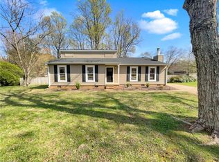 2 Frostbrook Ct, Greensboro, NC 27455