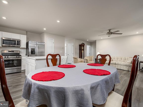 2nd image of 25026 Saltwater Cir
