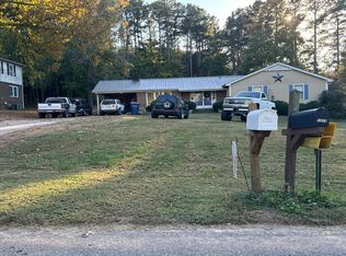 1920 Owls Nest Rd, Sanford, NC 27330