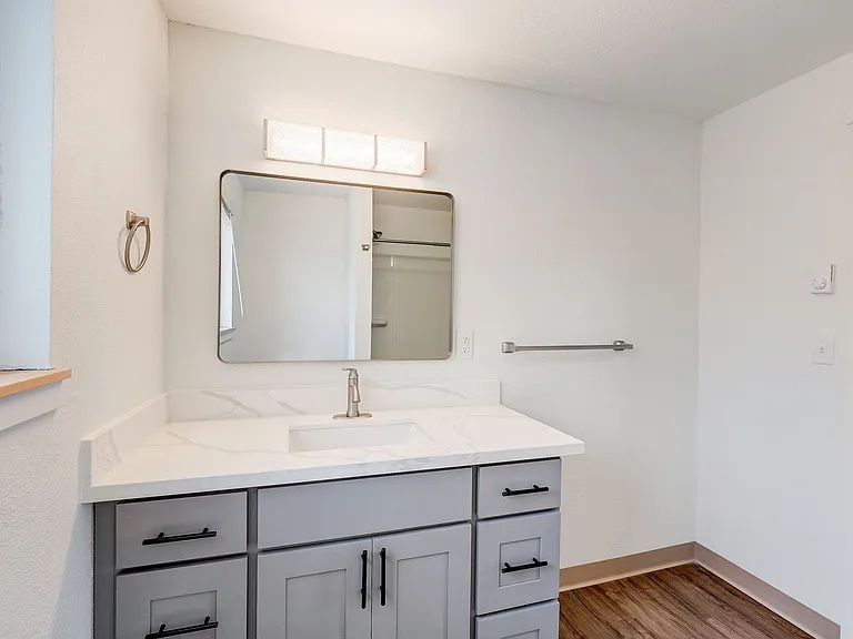 Narrows Landing Apartments — Photo 8