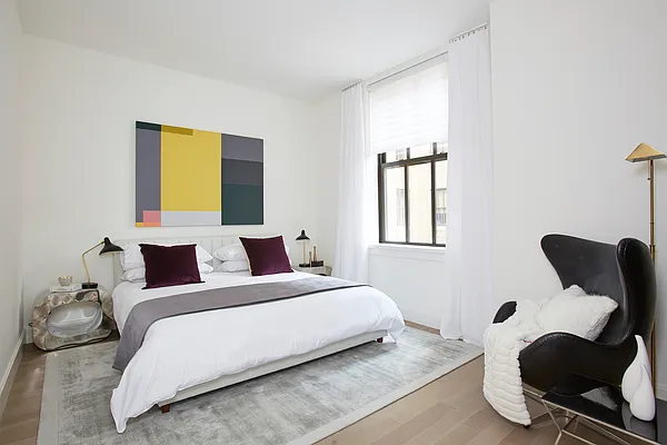 Sold by Compass | media 22