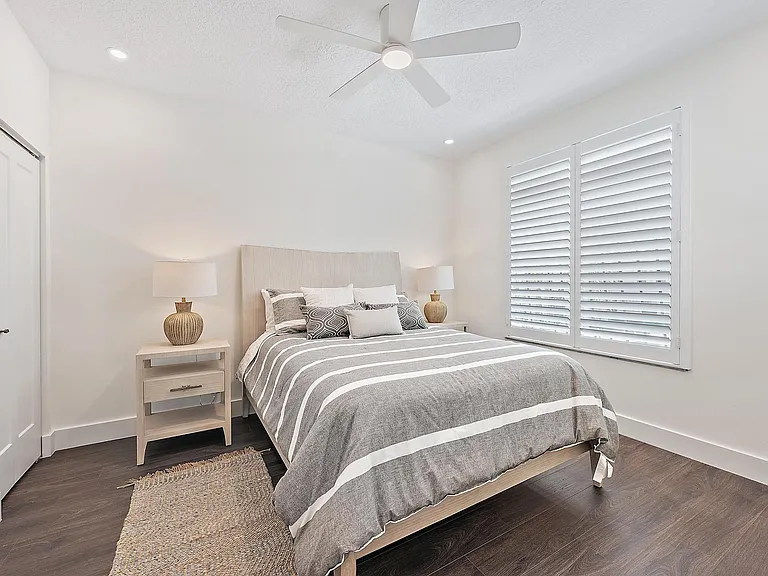 503 Resort Ln — Photo 16