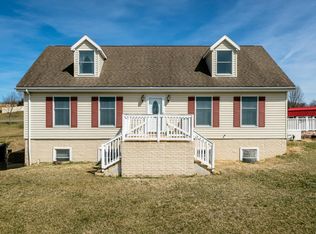 17 Killdeer Ln, Stuarts Draft, VA 24477