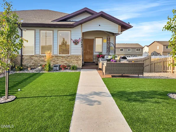 13693 Karen St, Williston, ND 58801