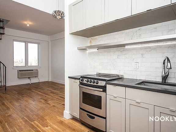 3rd image of 588 Myrtle Ave #509