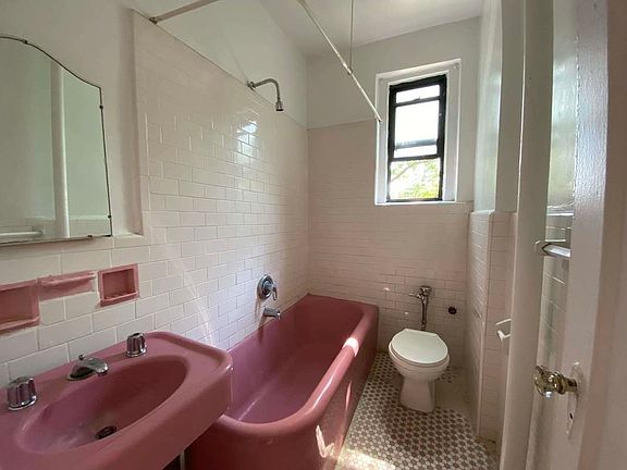 5th image of 80-15 Grenfell Ave #E9