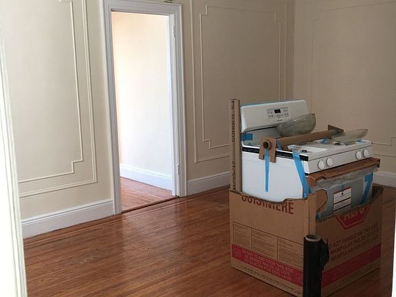 3rd image of 4535 46th St APT 4H