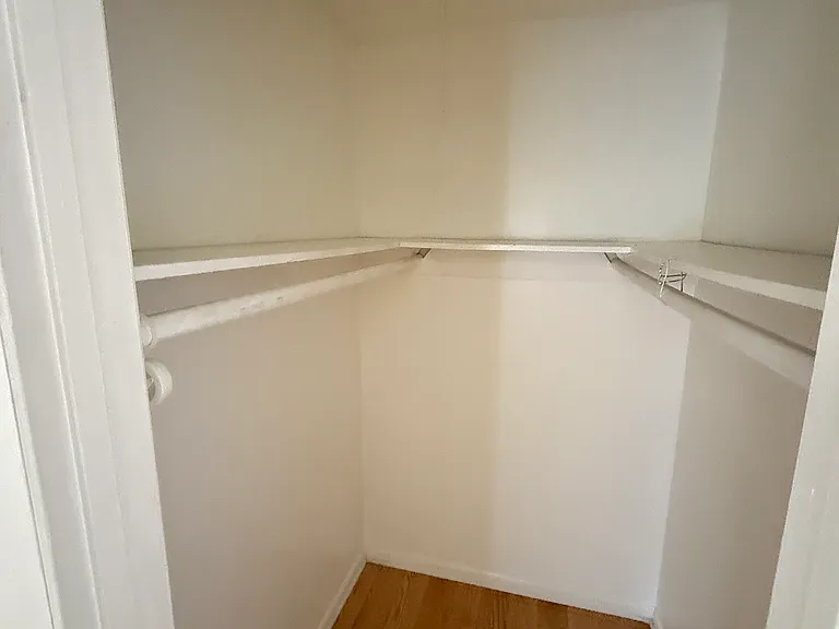 2956 N Dekalb Dr #D — Photo 7