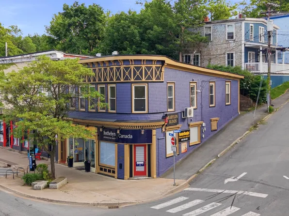 481 & 483 King St, Bridgewater, NS B4V 1A7