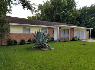 7909 Cedel Dr, Houston, TX 77055